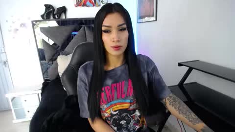Snapshot of salo_hot01 chatting on 4, 10, 2025 SALO HOT online show from 4, 10, 2025