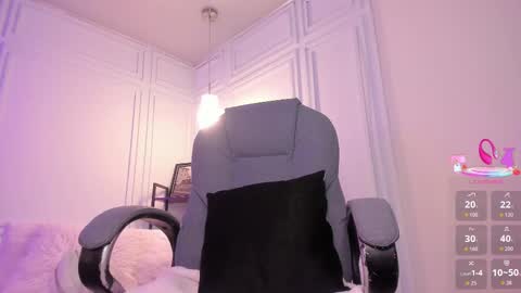 Snapshot of salome__evans chatting on 17, 9, 2025 salome__evans online show from 17, 9, 2025