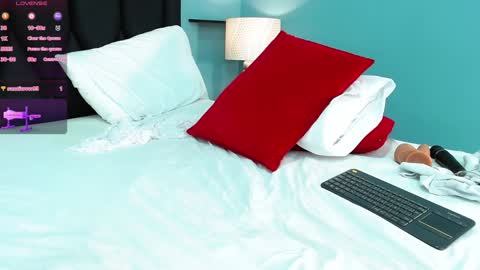 Snapshot of salome_adams1 chatting on 1, 2, 2025 online show from 1, 2, 2025
