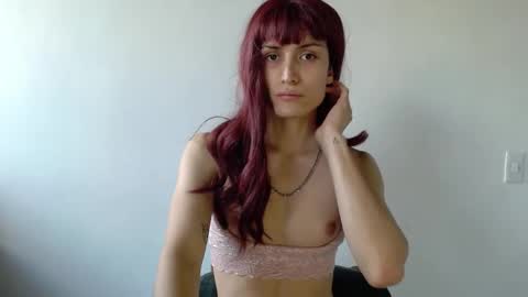 Snapshot of salome_luxuria chatting on 22, 9, 2025 salome_luxuria online show from 22, 9, 2025