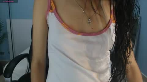 Snapshot of salome_veles chatting on 23, 6, 2026 salome_veles online show from 23, 6, 2026