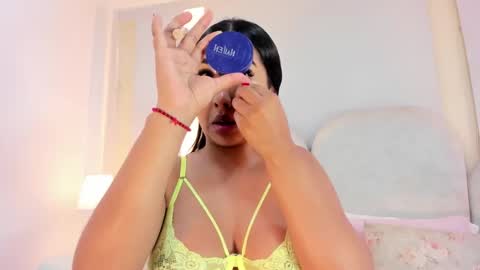   online show from 17, 10, 2025