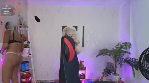 Snapshot of saloomee__ chatting on 11, 5, 2026 SALOME online show from 11, 5, 2026