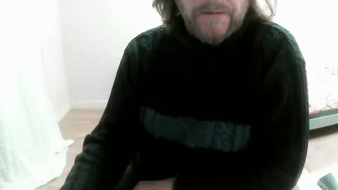 Snapshot of saltimbanquier chatting on 7, 3, 2025 Saltimbanquier Salt ou Banquier online show from 7, 3, 2025