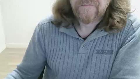 Snapshot of saltimbanquier chatting on 9, 1, 2026 Saltimbanquier Salt ou Banquier online show from 9, 1, 2026