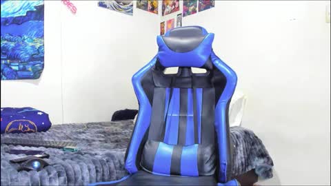   online show from 9, 10, 2025