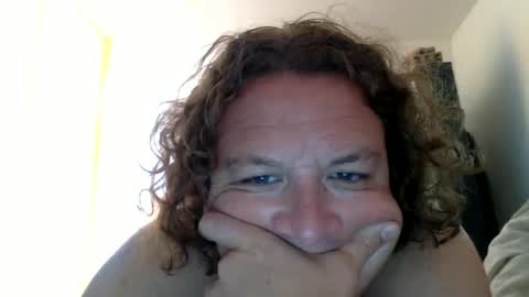 Snapshot of sam447105 chatting on 7, 7, 2026 sam447105 online show from 7, 7, 2026