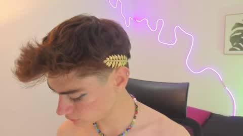 Sam Clark online show from 7, 11, 2025