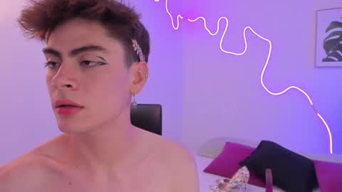 Sam Clark online show from 18, 11, 2025