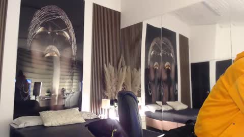 SAM MANSON online show from 11, 2, 2026