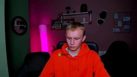 Sam online show from 25, 11, 2025