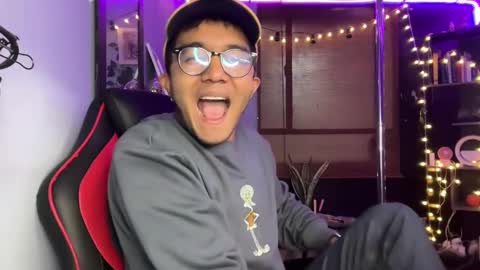 SAMUEL THOMPSON online show from 31, 12, 2024