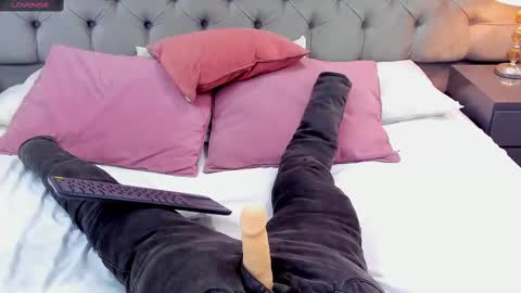 Samantaa G online show from 3, 3, 2025