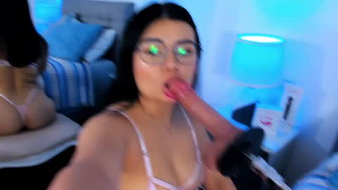 Samantha Vega online show from 16, 1, 2025