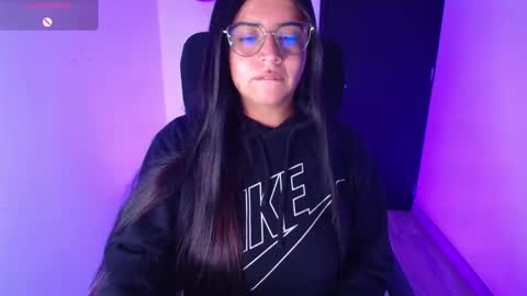 Snapshot of samantha_devil_ chatting on 14, 11, 2025 Samanta online show from 14, 11, 2025