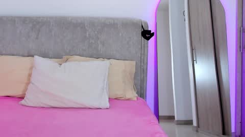 Snapshot of samantha_ferrec chatting on 17, 1, 2025 Samantha Ferrec online show from 17, 1, 2025