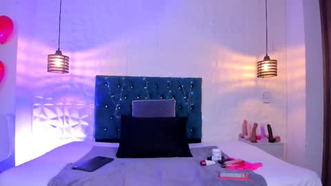 samantha_foxyy online show from 27, 2, 2026