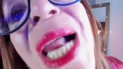 Sam online show from 29, 9, 2025