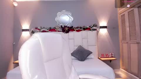  Samanthaa online show from 21, 12, 2025