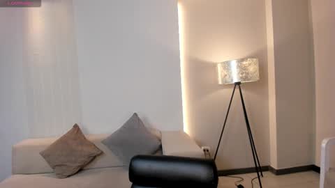 samanthaconnorx online show from 5, 10, 2025