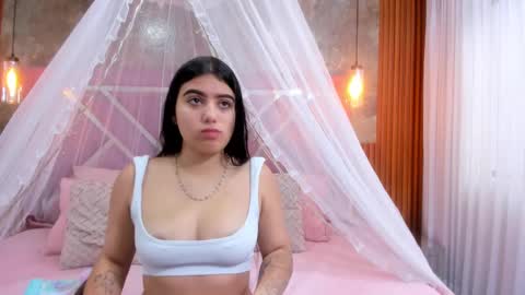 Snapshot of samanthafooxx chatting on 1, 2, 2025 Samantha online show from 1, 2, 2025