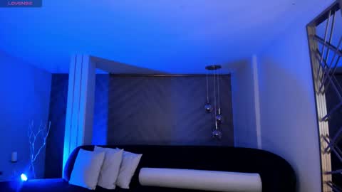 Snapshot of samanthaklein_ chatting on 8, 10, 2025 Samantha Klein online show from 8, 10, 2025