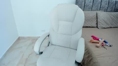 Snapshot of samanthakt2 chatting on 3, 2, 2025 sam online show from 3, 2, 2025