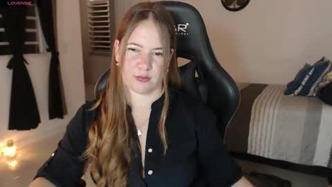 Samantha samy online show from 13, 4, 2026