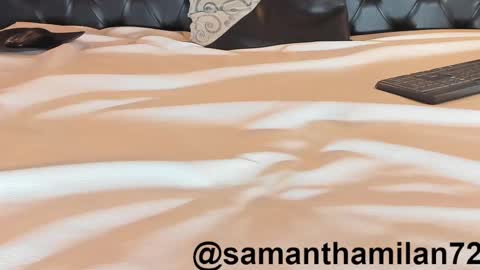 Alejandra  online show from 8, 9, 2025