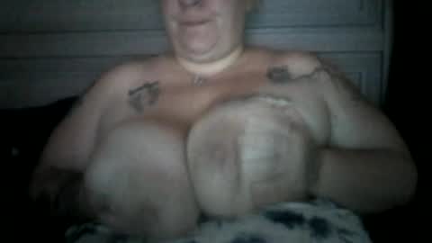 Snapshot of samanthasweetheart0402 chatting on 2, 7, 2026 samanthasweetheart0402 online show from 2, 7, 2026