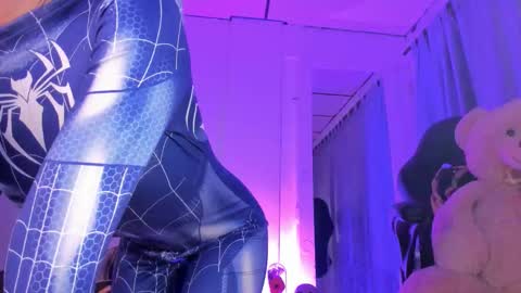 Sam online show from 10, 10, 2025