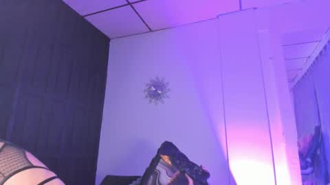 Sam online show from 10, 11, 2025