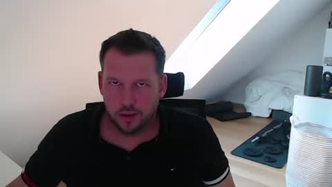 Snapshot of samariterbw chatting on 10, 7, 2026 TopBoy online show from 10, 7, 2026
