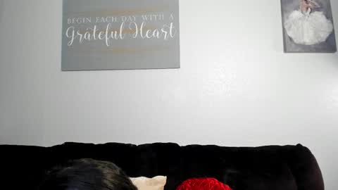 Yaya online show from 28, 2, 2025