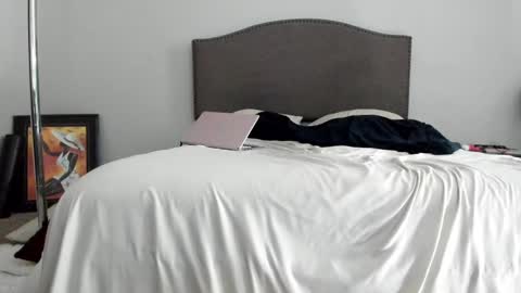 Yaya online show from 3, 10, 2025