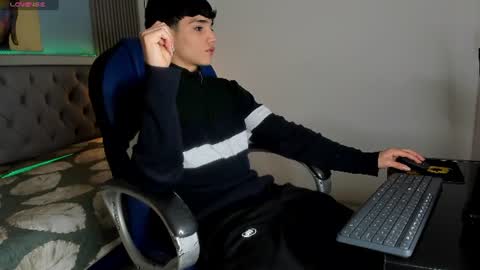 Snapshot of samblack_ chatting on 9, 6, 2026 Sam online show from 9, 6, 2026