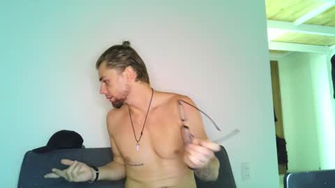 Snapshot of samgorgeous chatting on 19, 4, 2026 Fansly - Top4fans online show from 19, 4, 2026