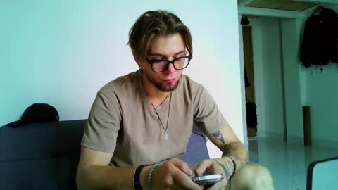 Snapshot of samgorgeous chatting on 22, 4, 2026 Fansly - Top4fans online show from 22, 4, 2026