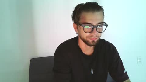 Snapshot of samgorgeous chatting on 1, 5, 2026 Fansly - Top4fans online show from 1, 5, 2026