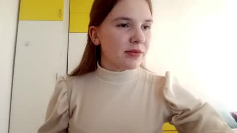 samirasosinski online show from 7, 4, 2026