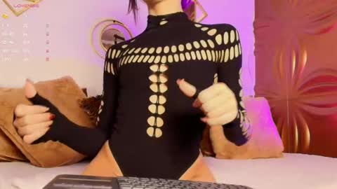 Snapshot of sammyblaer chatting on 14, 12, 2025 Samantha online show from 14, 12, 2025