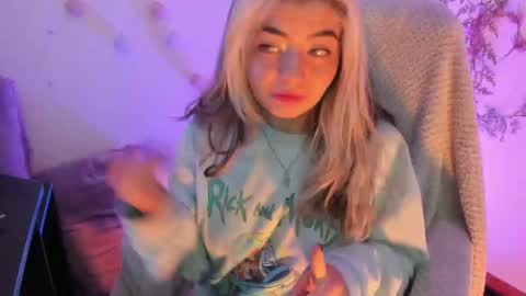 Snapshot of sammysammy_ chatting on 3, 12, 2024 online show from 3, 12, 2024