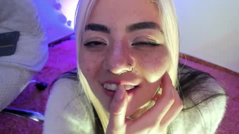 Snapshot of sammysammy_ chatting on 22, 12, 2024 online show from 22, 12, 2024