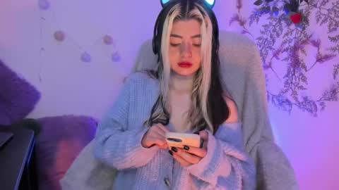 Snapshot of sammysammy_ chatting on 2, 2, 2025 online show from 2, 2, 2025