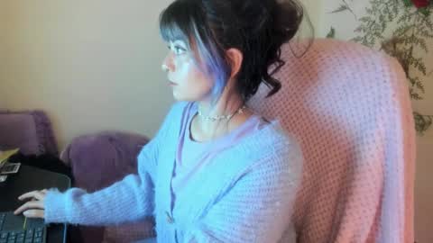 Snapshot of sammysammy_ chatting on 10, 10, 2025 online show from 10, 10, 2025