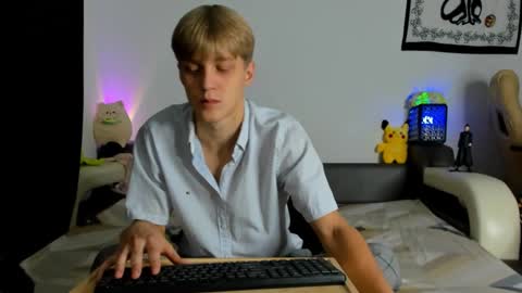 Snapshot of samuel_clark chatting on 22, 9, 2025 Sam online show from 22, 9, 2025