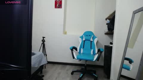 Snapshot of samuel_dark chatting on 9, 4, 2026 samuel_dark online show from 9, 4, 2026