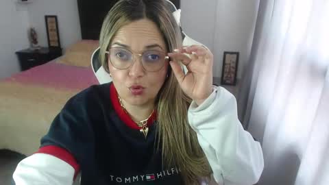 Snapshot of samy_vsn chatting on 30, 1, 2025 samy_vsn online show from 30, 1, 2025
