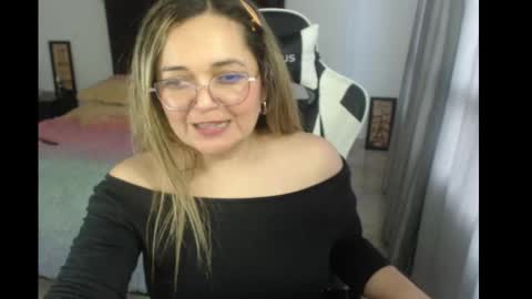 Snapshot of samy_vsn chatting on 3, 3, 2025 samy_vsn online show from 3, 3, 2025
