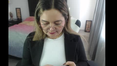 Snapshot of samy_vsn chatting on 8, 3, 2025 samy_vsn online show from 8, 3, 2025